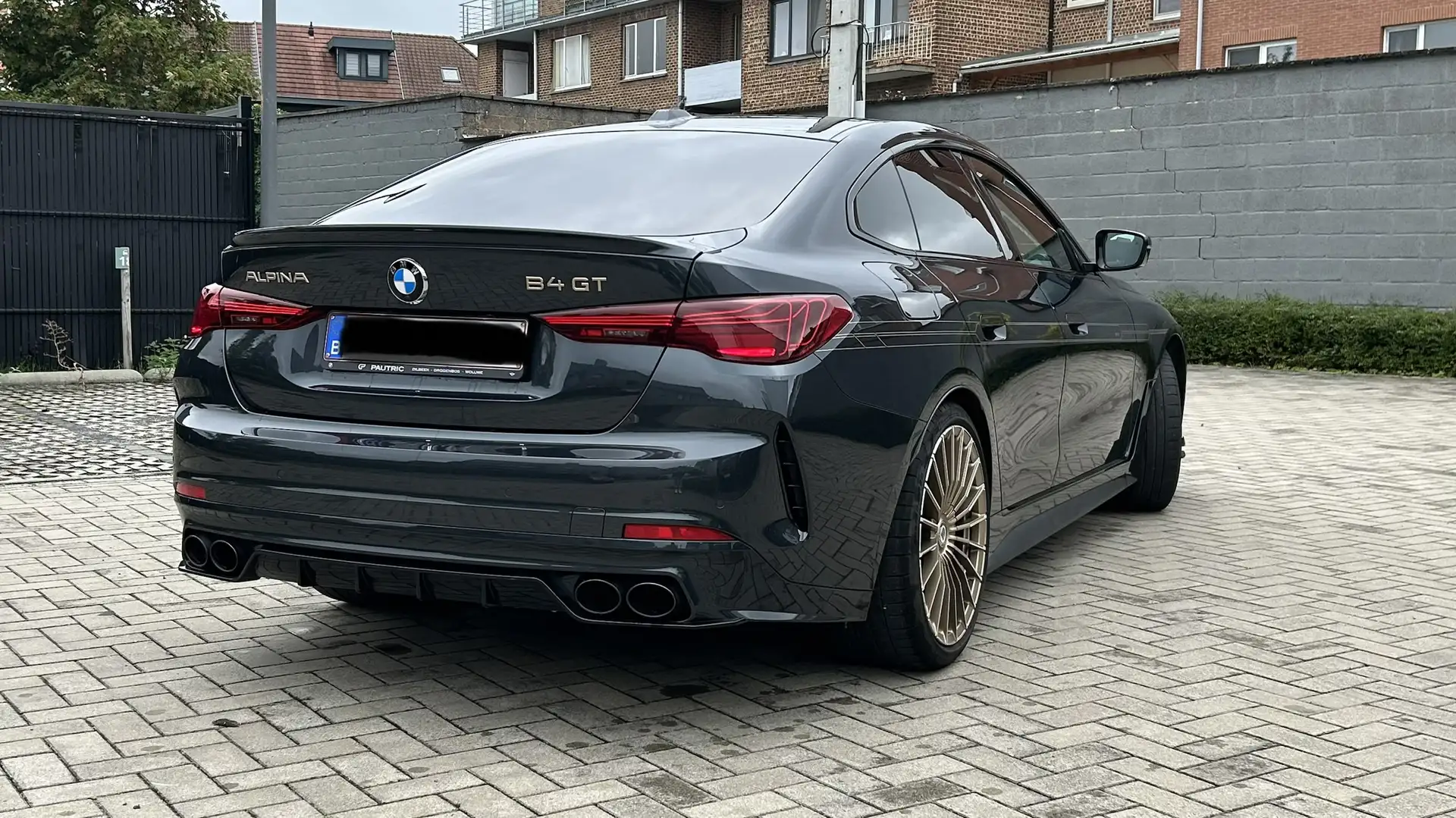 Alpina B4 B4 Gran Coupe 2025 블랙 사진 2