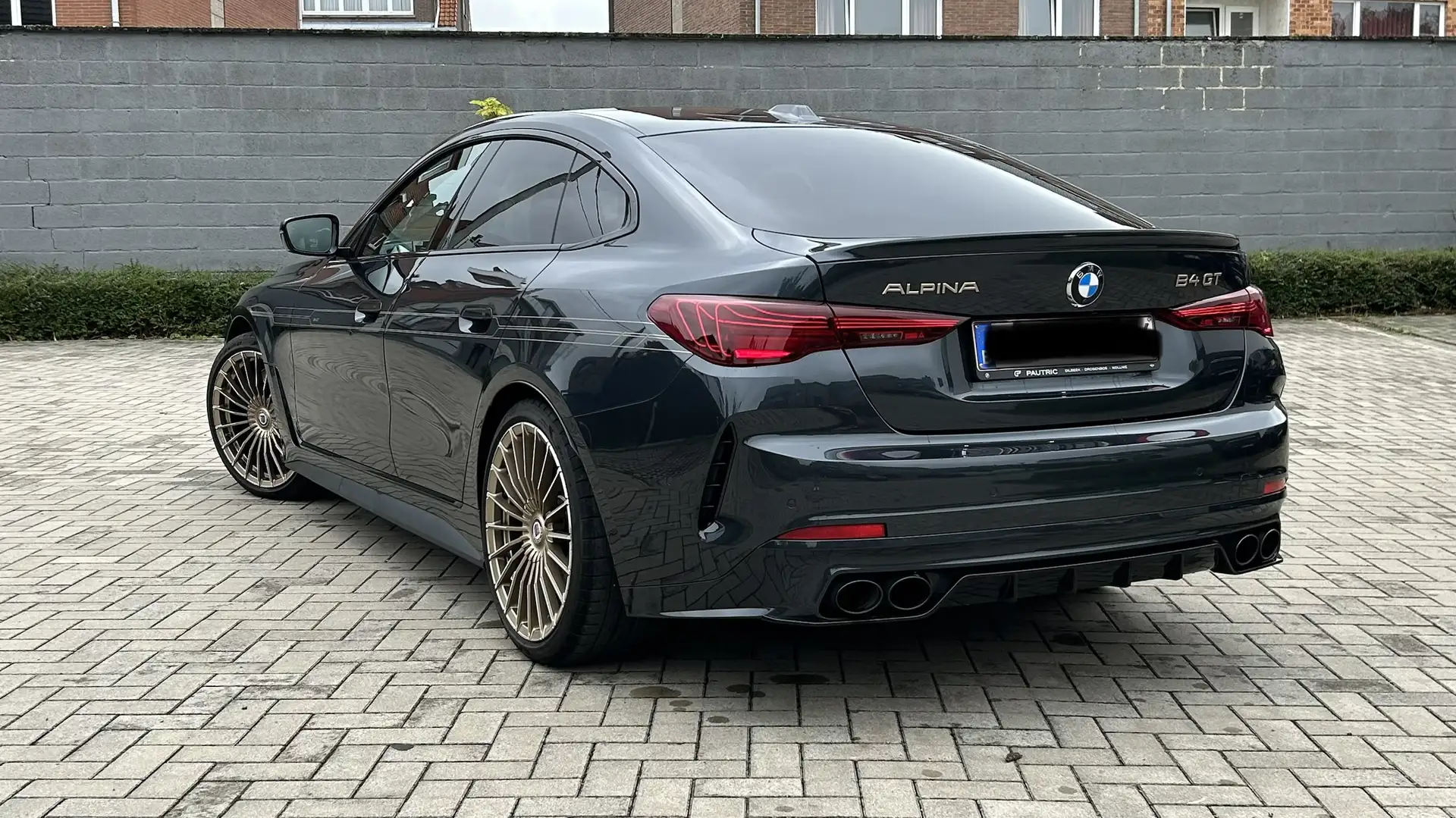 Alpina B4 B4 Gran Coupe 2025 블랙 사진 3