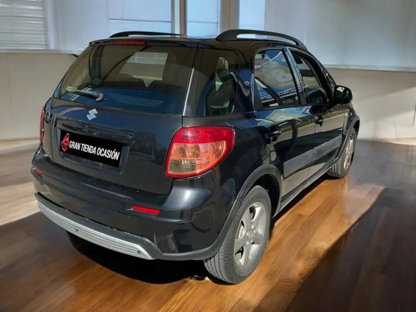 Suzuki SX4 1.6 GLX Negro - 2