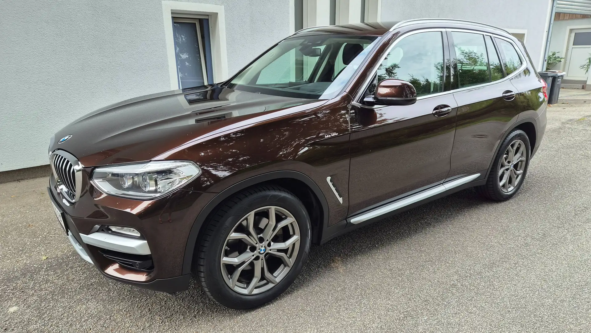 BMW X3 X3 xDrive 20d xLine Aut. xLine Braun - 1