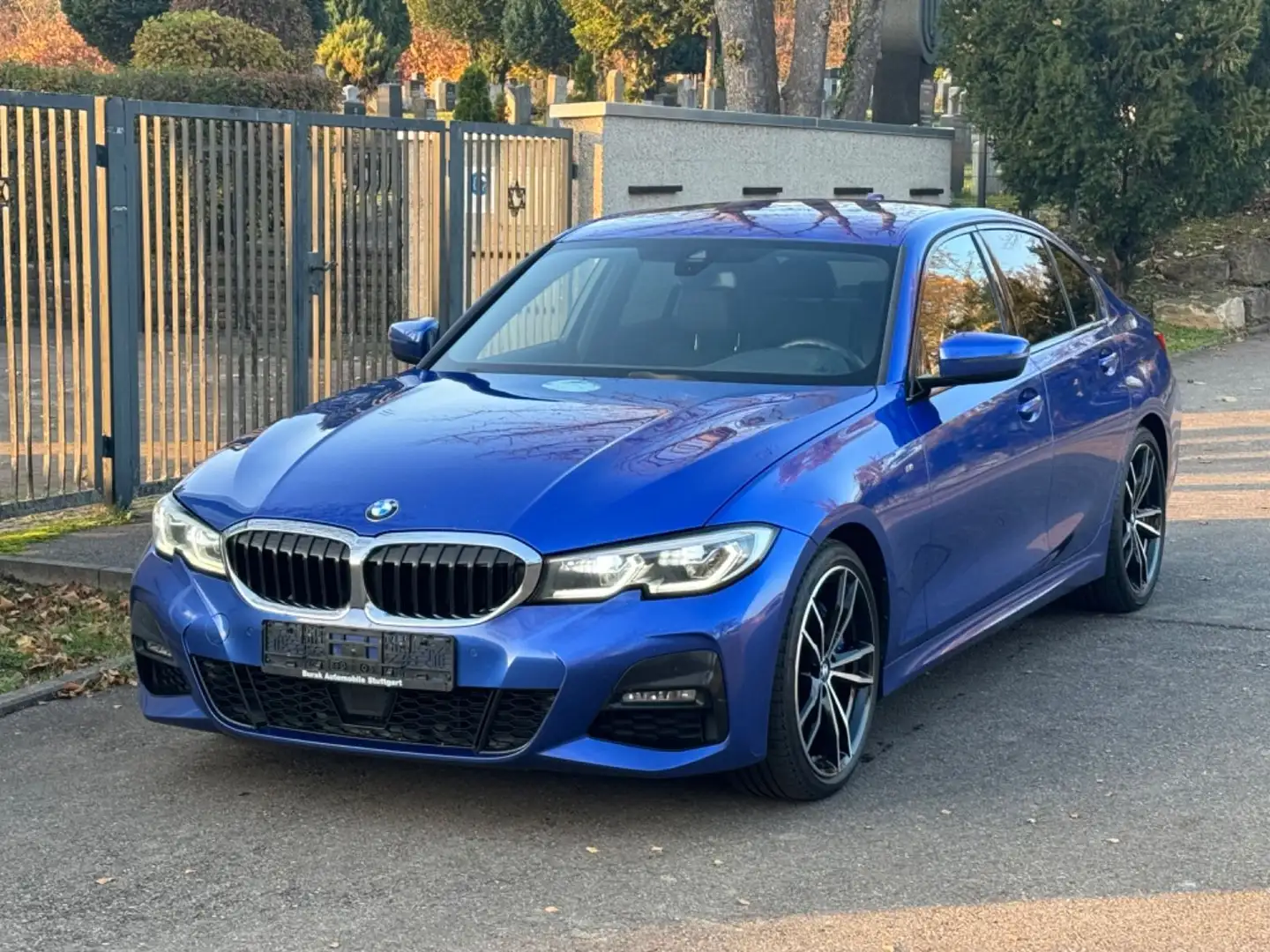 BMW 330 Baureihe G20 3 Lim. 330 d M Sportpaket Blau - 1