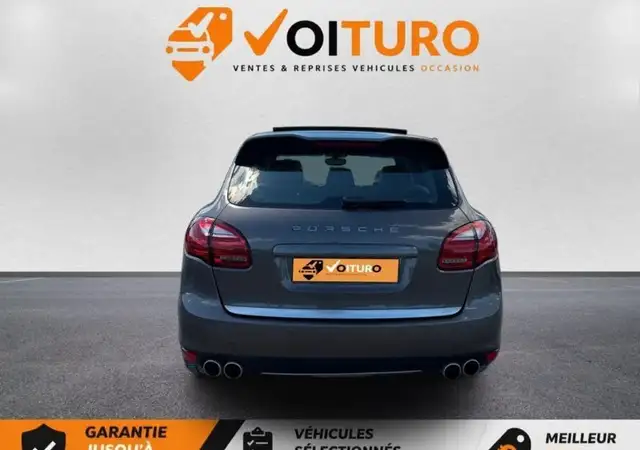 Porsche Cayenne view 7