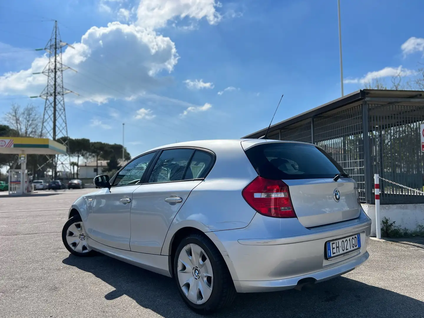 BMW 118 118d 5p 2.0 Attiva 143cv dpf - 1