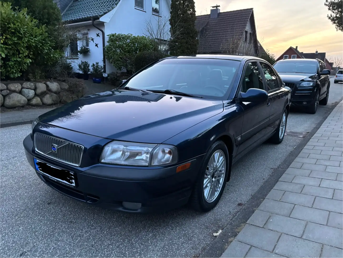 Volvo S80 D5 TÜV 10/26 - 2