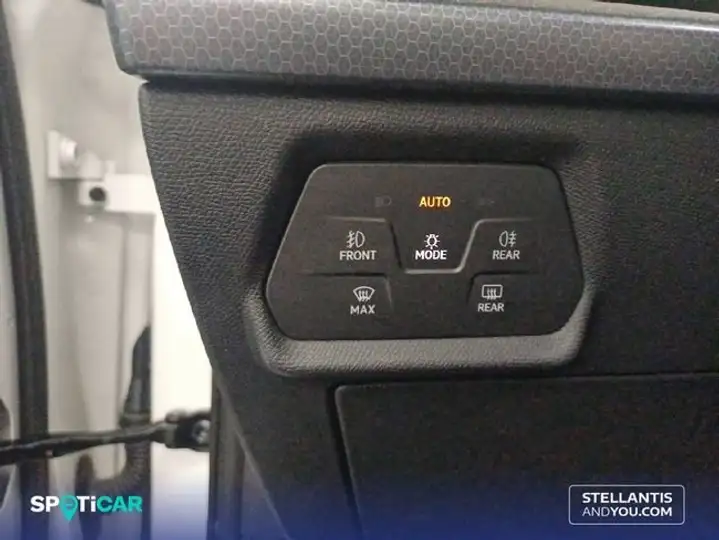 SEAT León 2.0 TDI S&S Style 2025, foto 15