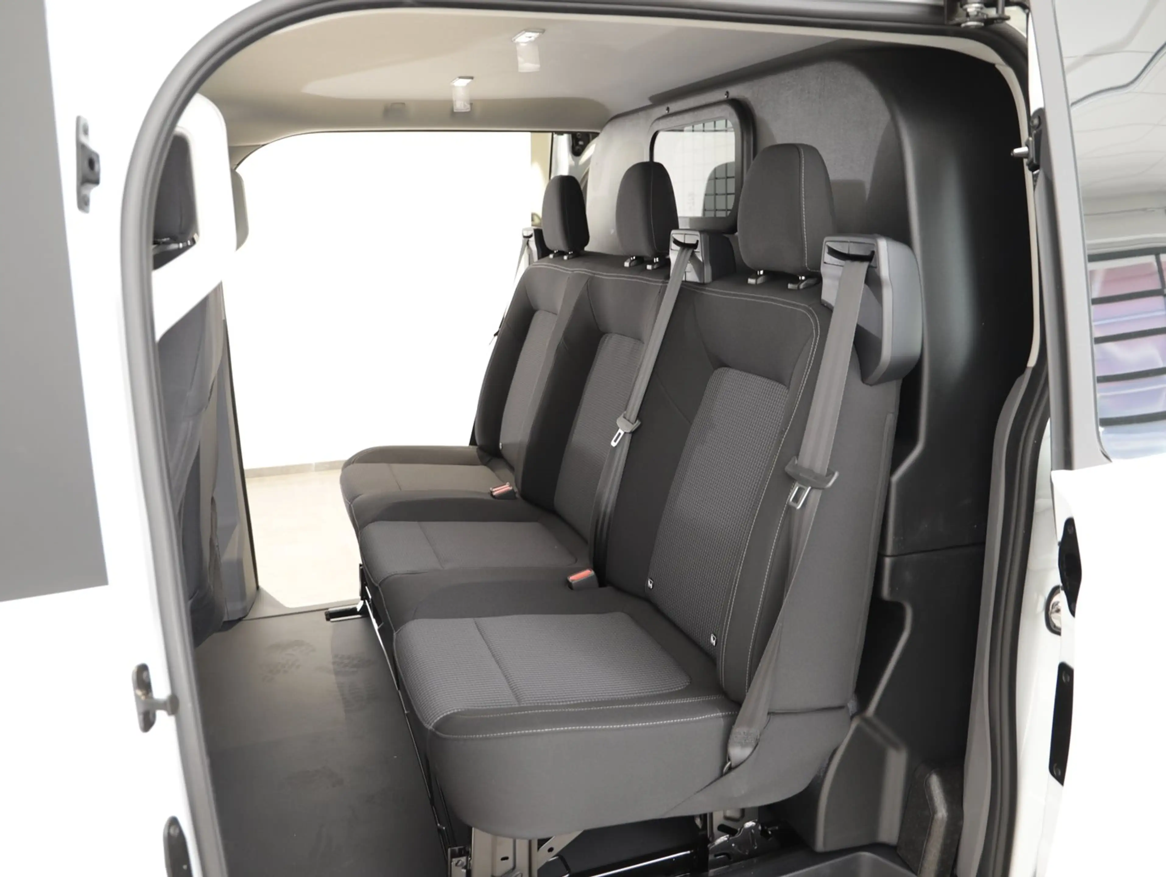 Volkswagen Transporter VW Transporter Kasten Plus PanAm. TDI 4M — photo 14