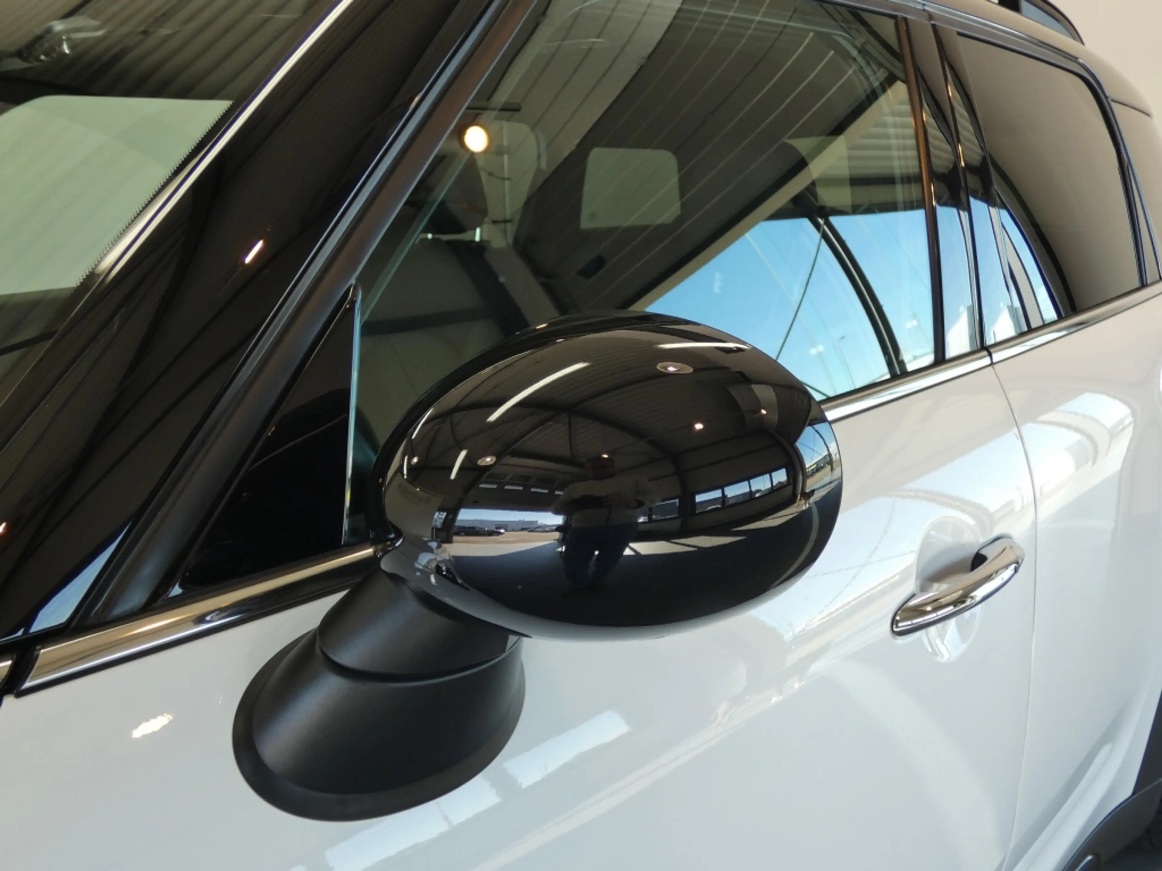 MINI Cooper S Countryman 2.0 KB Ed. — photo 15