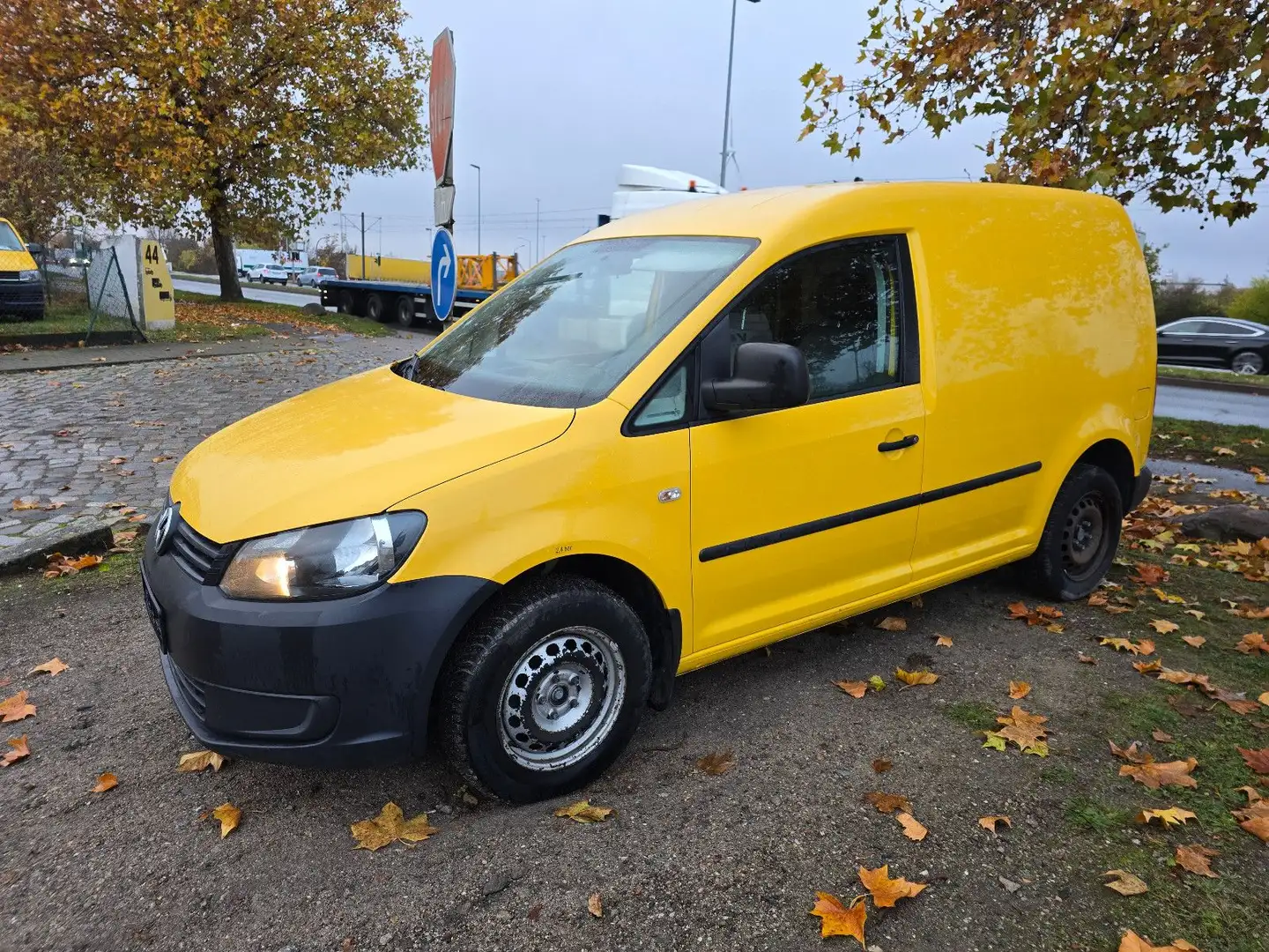 Volkswagen Caddy/62kW/Van/EU5/Scheckheft Gelb - 2