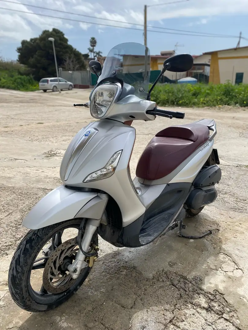 Piaggio Beverly 350 grigio - 1
