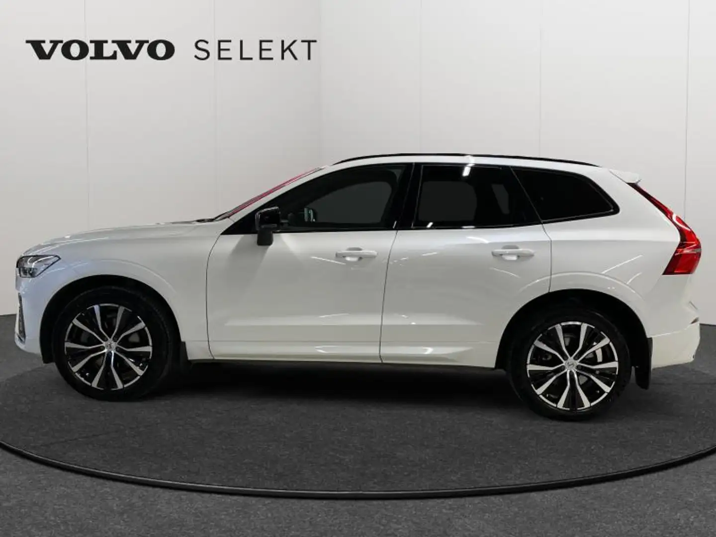 Volvo XC60 B4 Ultimate Dark / Diesel Blanco - 2