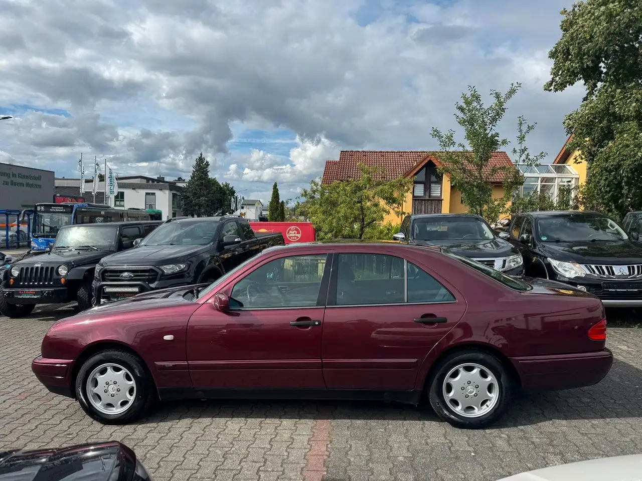 Mercedes-Benz E 200 Classic*Traum*Oldtimer 2027*, foto 2