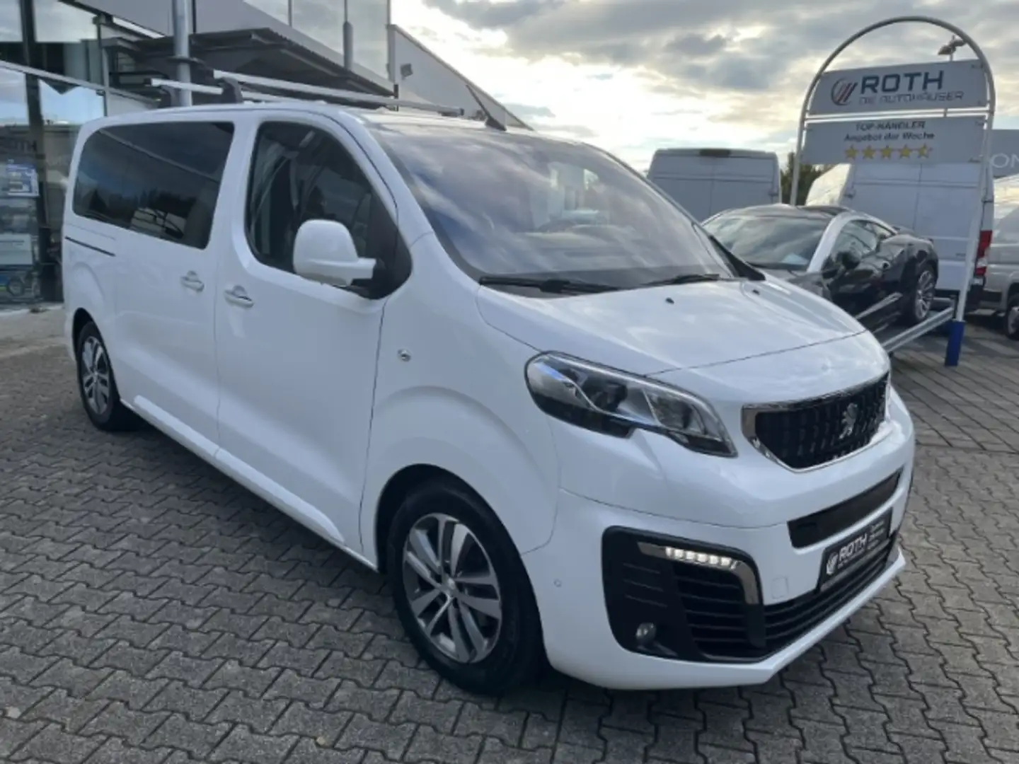 Peugeot Traveller Allure e-L2  Business VIP 7-Sitzer Blanc - 2
