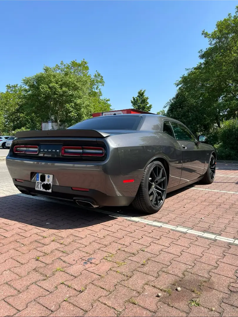 Dodge Challenger 5.7 V8 HEMI R/T * Automatik * Kamera * SZH … Grau - 2