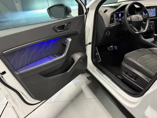 Cupra Ateca view 26