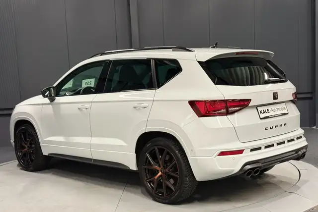 Cupra Ateca view 4