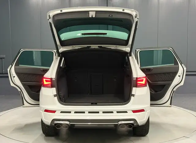 Cupra Ateca view 6