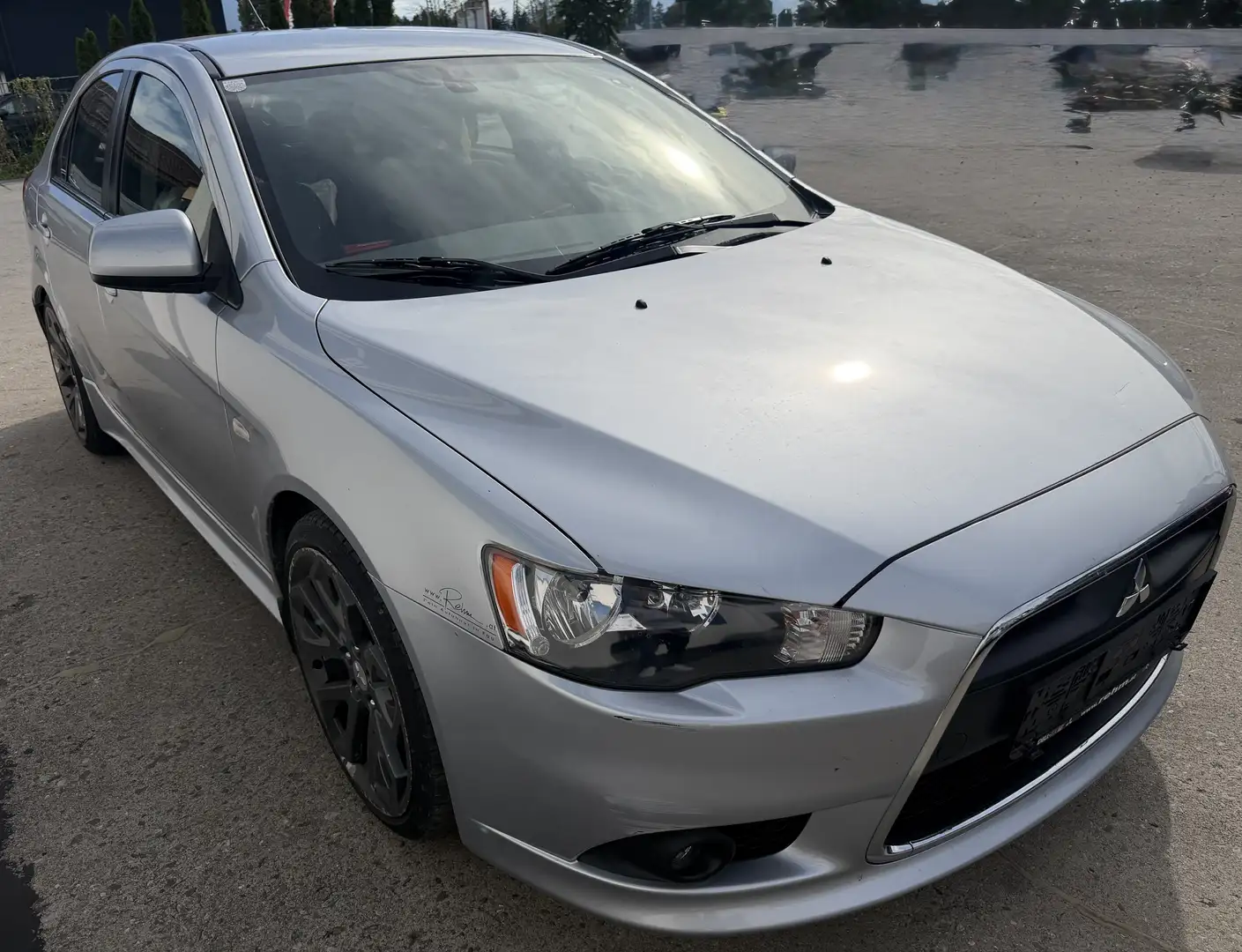 Mitsubishi Lancer Sportback 1,5 Invite TÜV 10/26 + 4 Mon. - 2