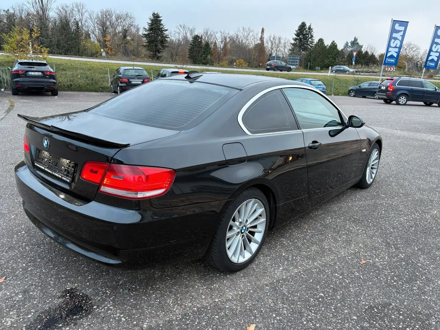 BMW 330 3 Coupe 330i xDrive AUTOMATIK Leder Klima Schwarz - 1
