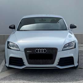 TTRS Coupe 2.5 tfsi Plus quattro
