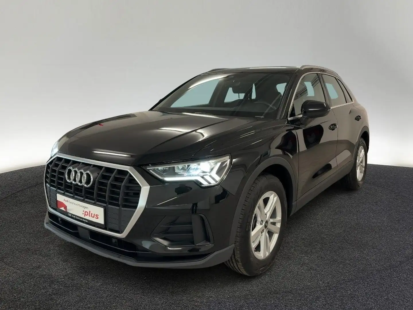 Audi Q3 35 TFSI S tr. AHK LED VIRTUAL PDC Schwarz - 2