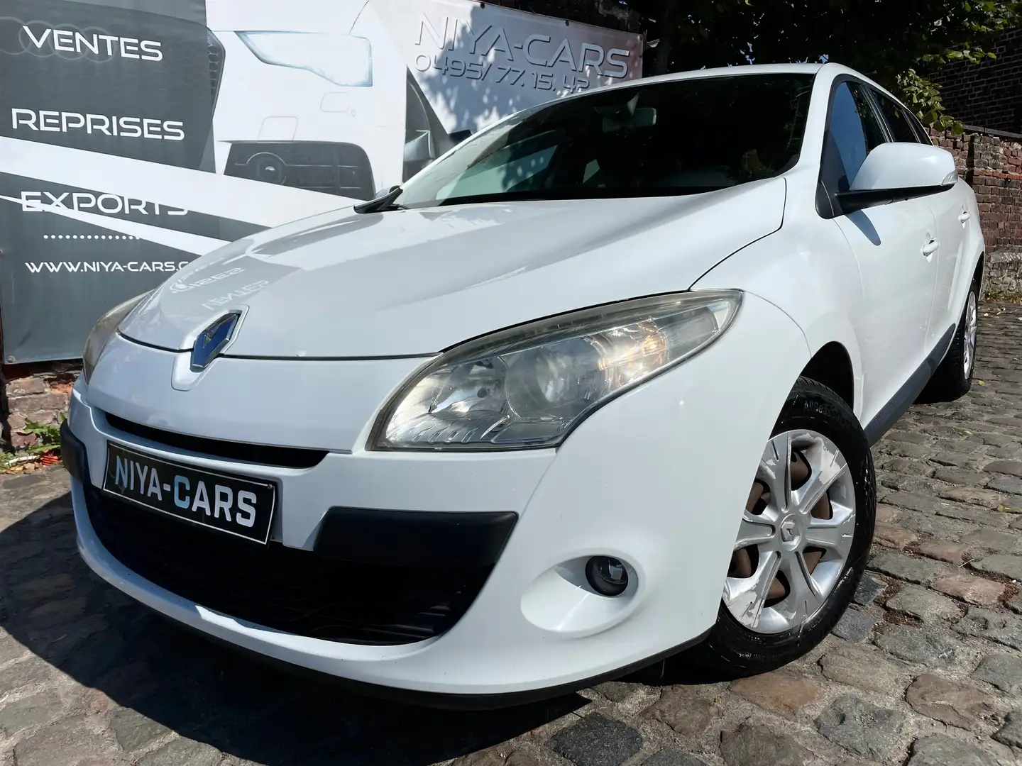 Renault Megane Mégane SW 1.5 dCi **GPS*CLIM*EURO5** Blanc - 1