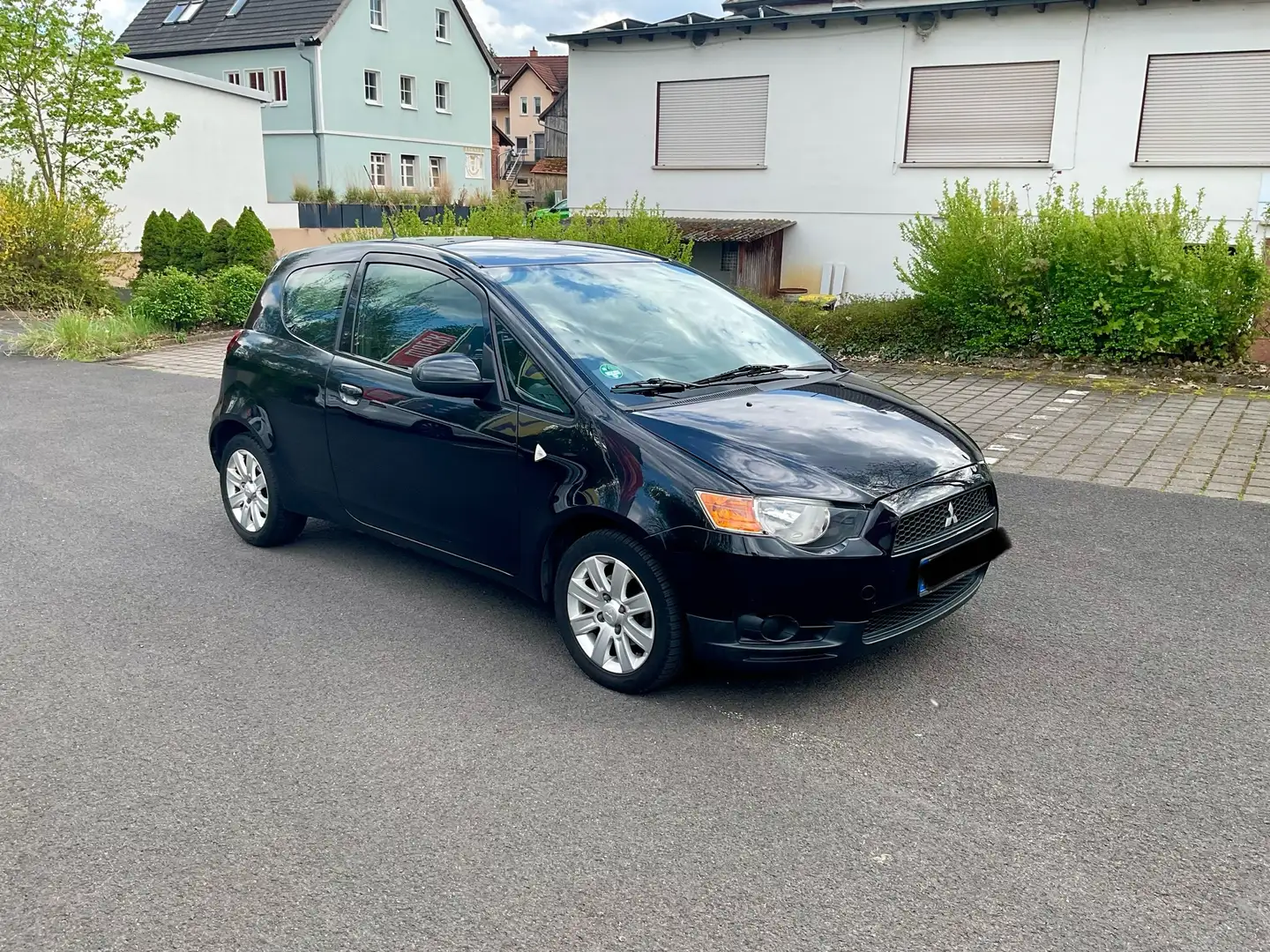 Mitsubishi Colt Colt 1.3 Schwarz - 1