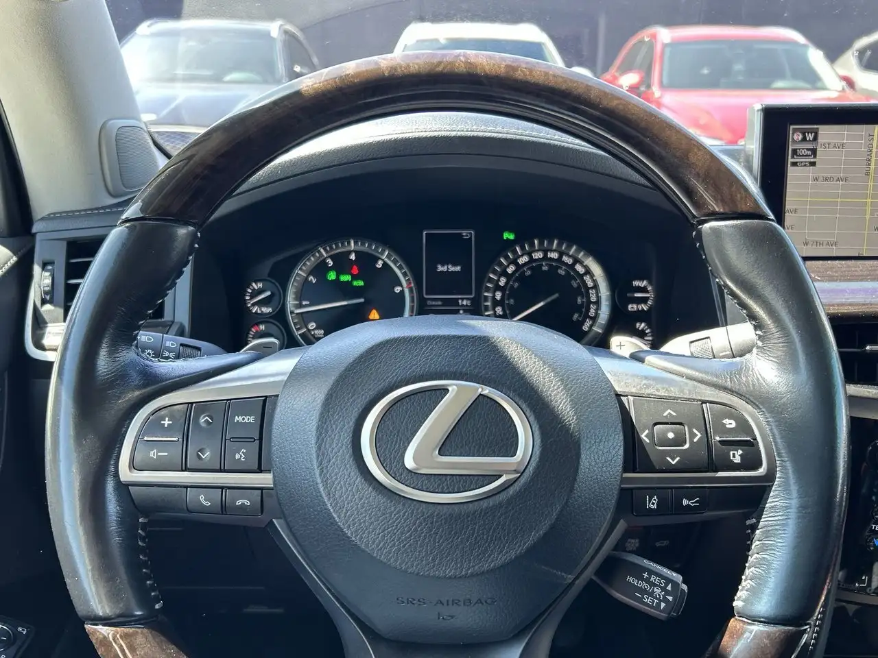 Lexus LX photo Lexus LX