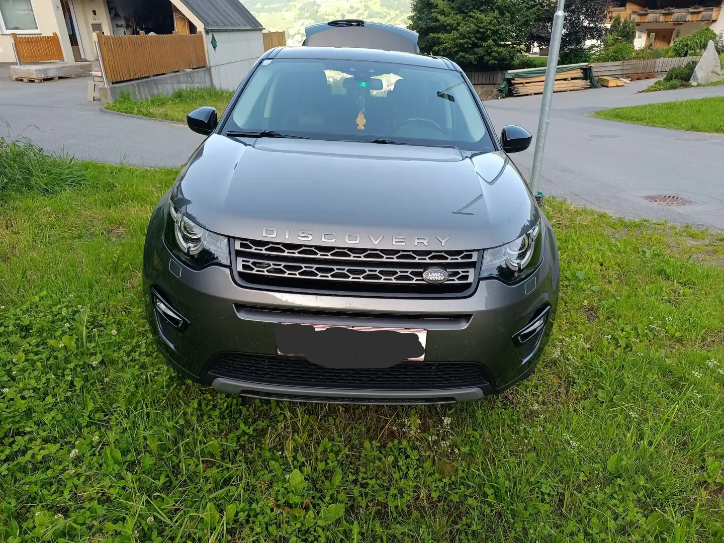 Land Rover Discovery Sport TD4 SE - 1
