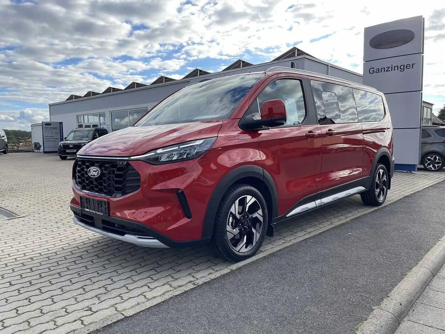 Ford Tourneo Custom Active L2 4x4 Automatik, AHK+PANO+B&O+19ZOLL+NAVI+ Rouge - 1