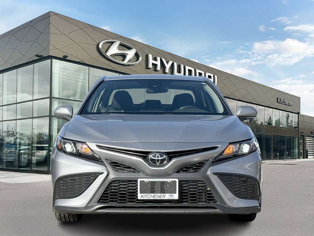 2023 Toyota Camry Sedan