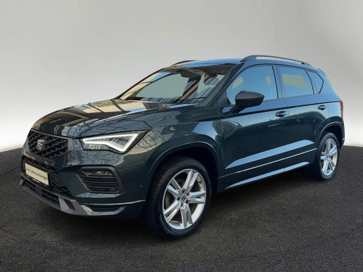 SEAT Ateca 1.5 TSI FR DSG Navi Rückf.kamera Sitzhzg Grün - 2