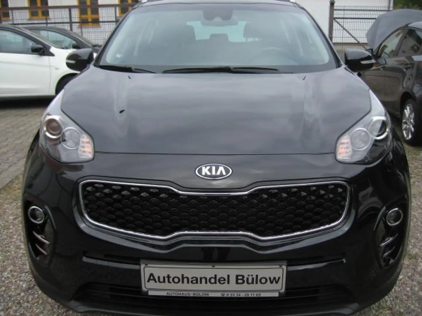 Kia Sportage Dream Team 2WD Navi Schwarz - 2