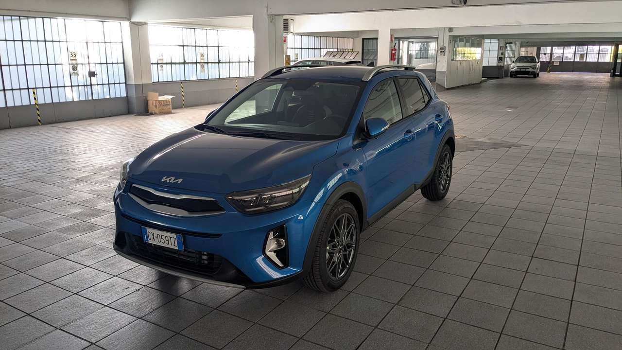 Kia Stonic 1.0 T-GDi 100 CV MHEV MT Black Edition