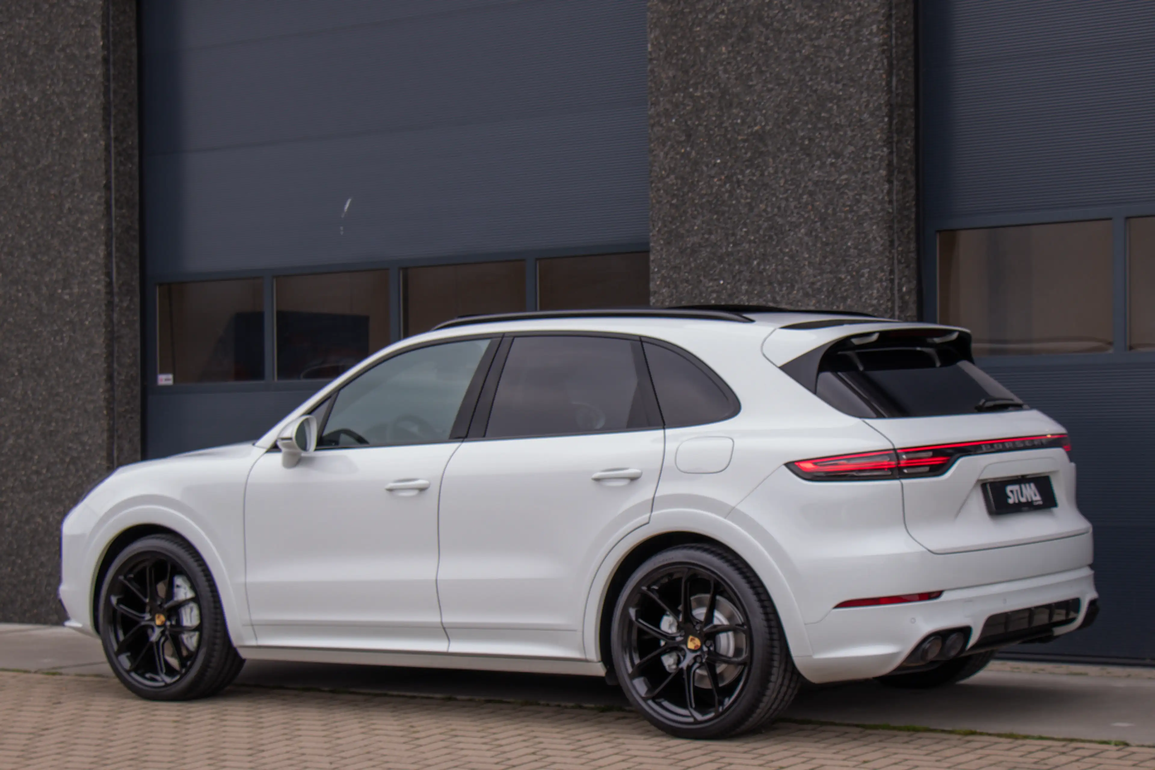 Porsche Cayenne 3.0 E-Hybrid | SoH 91% | SportDesign | Sport Chron — photo 7