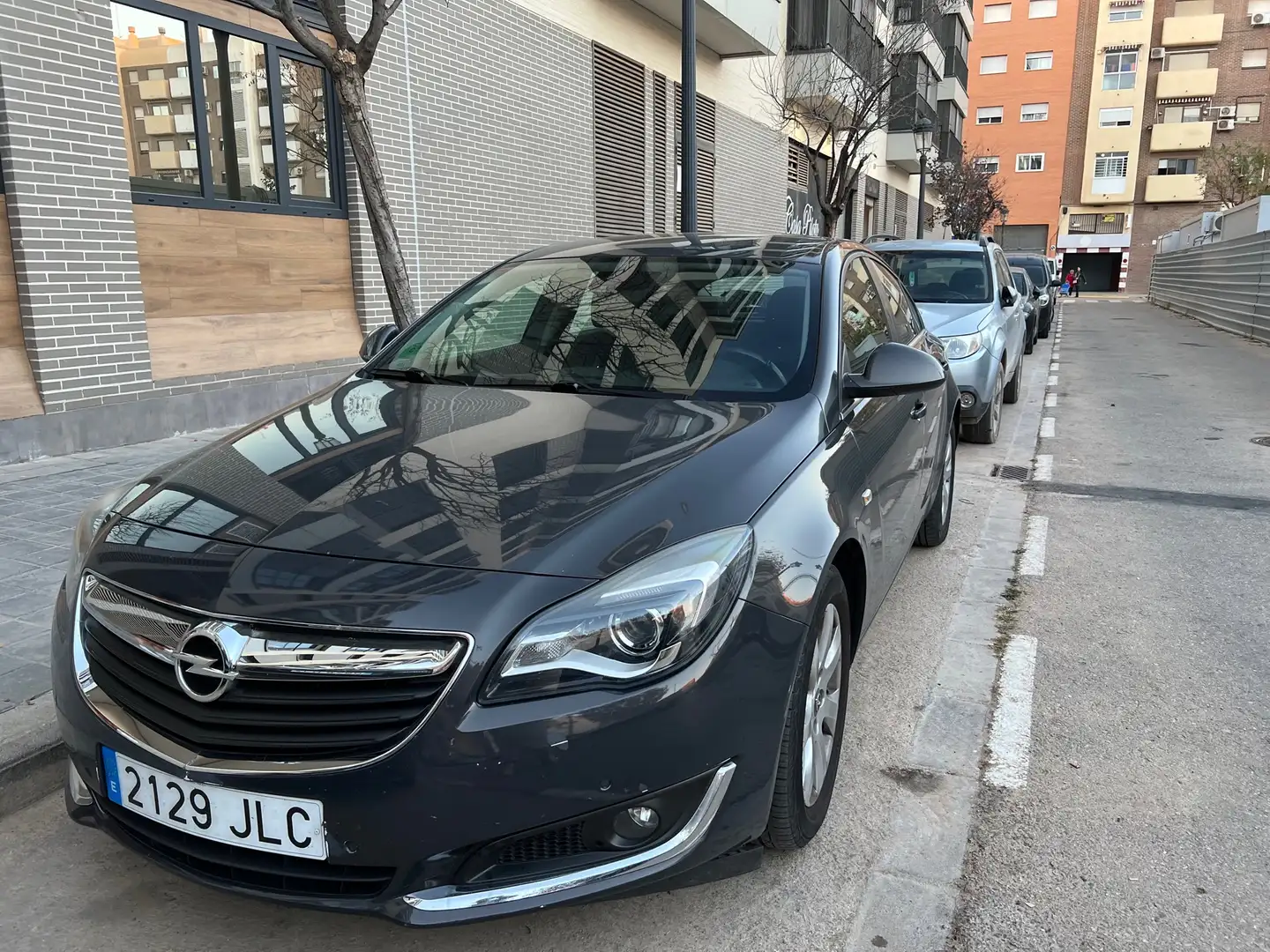 Opel Insignia 1.6CDTI S&S Selective 120 Gris - 1