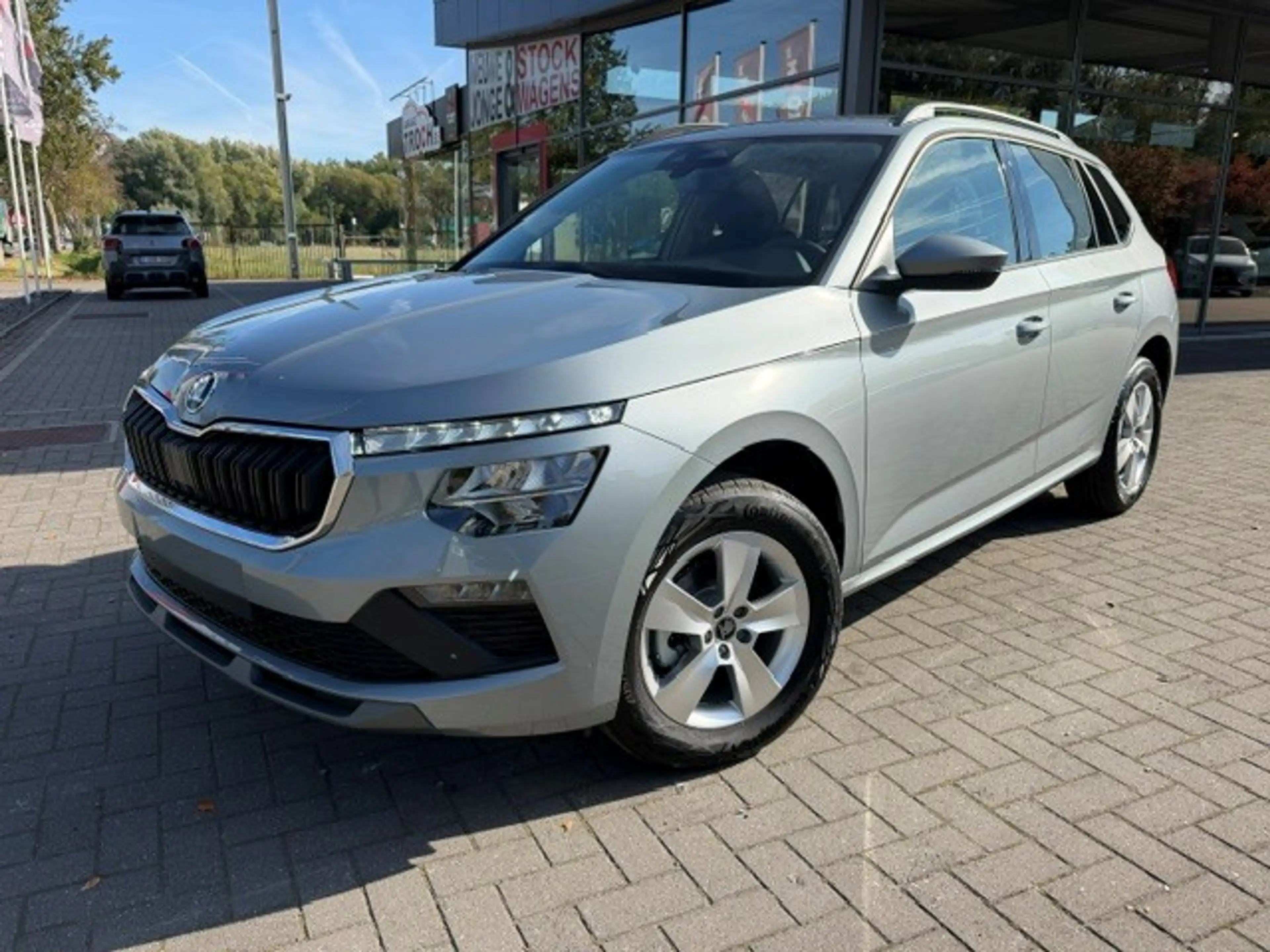 Skoda Kamiq Kamiq 1.0 TSI Selection DSG Selection Verw. zetels/PDC achter/App connect/enz.. — photo 2
