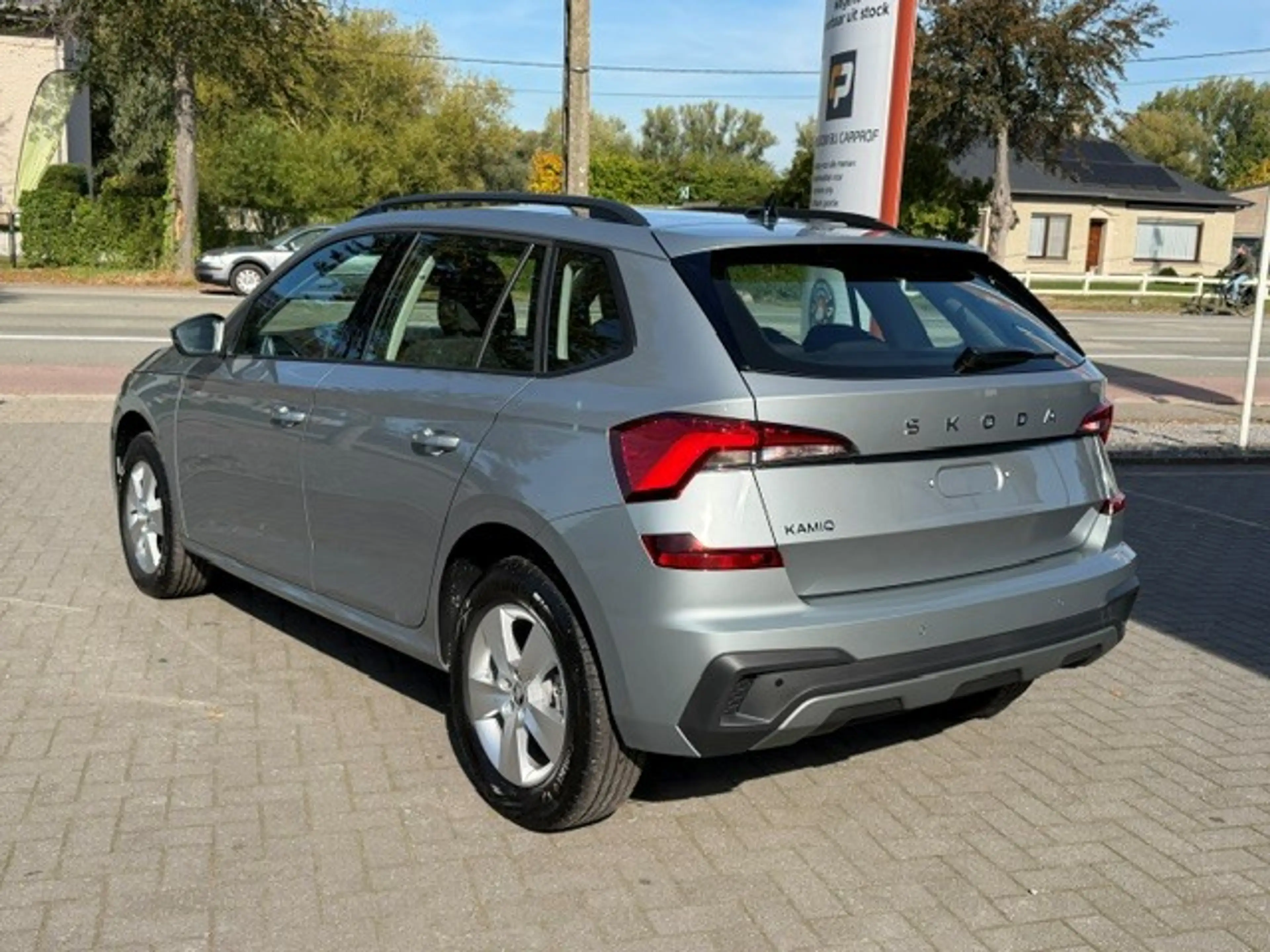 Skoda Kamiq Kamiq 1.0 TSI Selection DSG Selection Verw. zetels/PDC achter/App connect/enz.. — photo 10