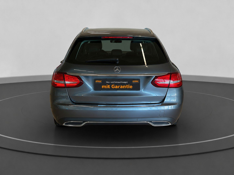 Mercedes-Benz C 180 Avantgarde *NAVI*AHK*2.HAND*LED-LICHT* — photo 4