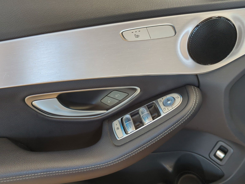 Mercedes-Benz C 180 Avantgarde *NAVI*AHK*2.HAND*LED-LICHT* — photo 11