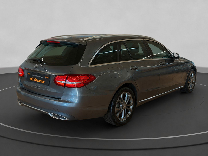 Mercedes-Benz C 180 Avantgarde *NAVI*AHK*2.HAND*LED-LICHT* — photo 5