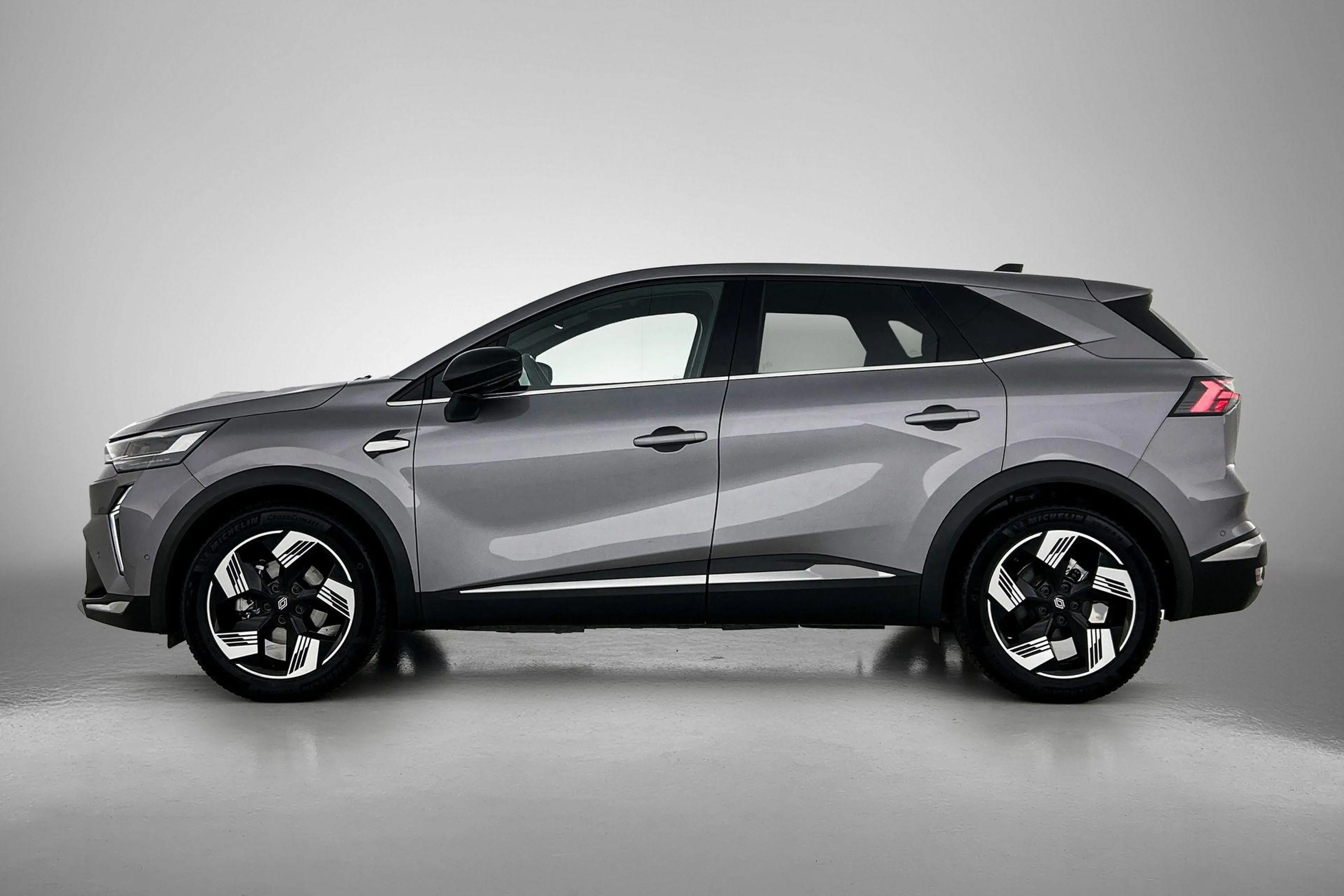 Renault Symbioz 1.6 E-Tech full hybrid 145 iconic | Apple carplay/ — photo 6