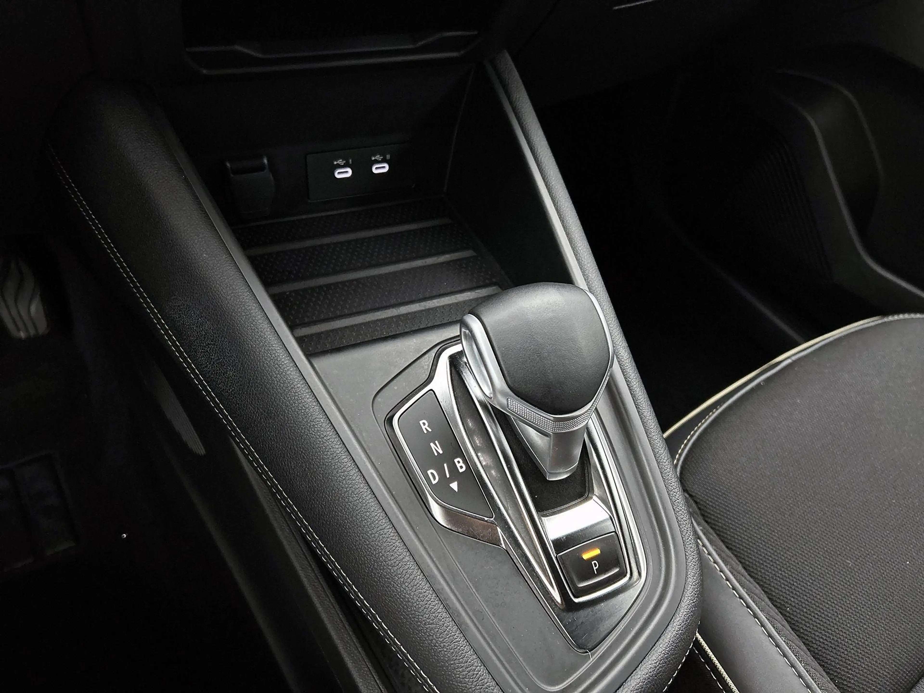 Renault Symbioz 1.6 E-Tech full hybrid 145 iconic | Apple carplay/ — photo 10