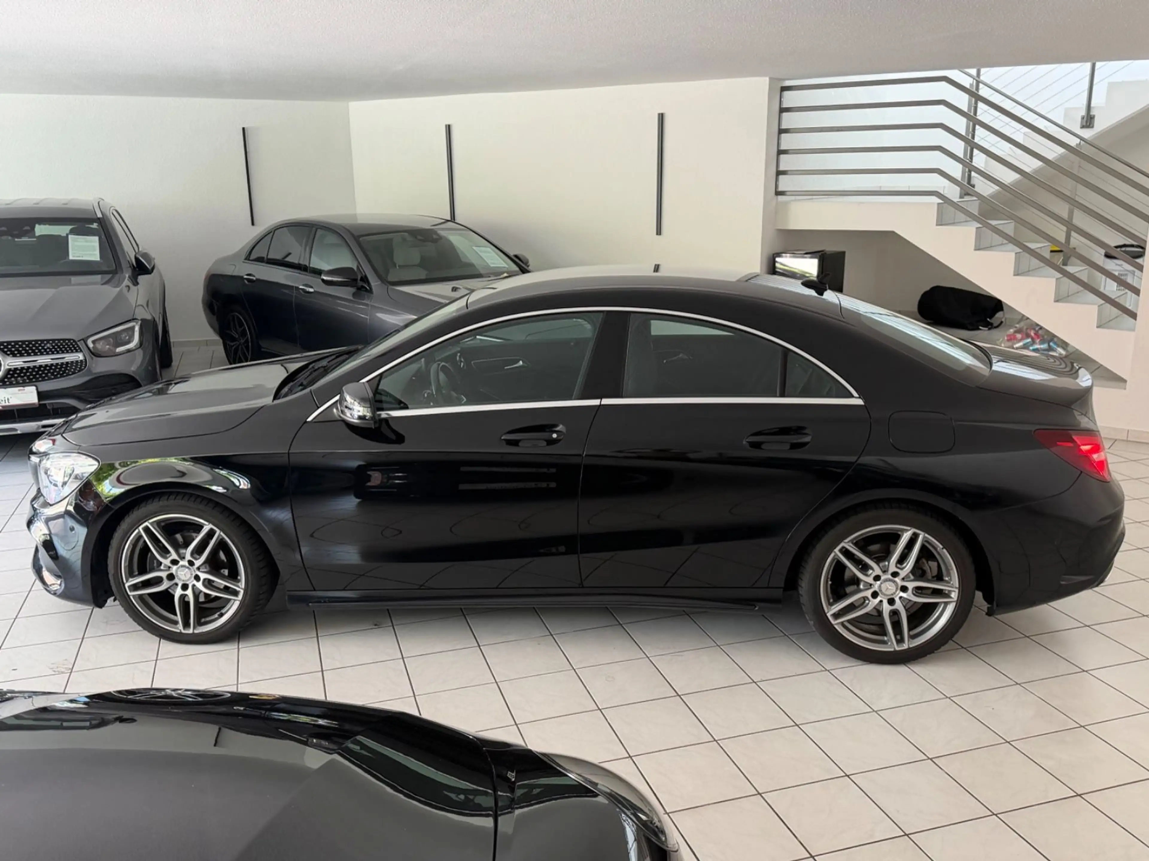 Mercedes-Benz CLA 200 CDI,AMG-Paket,Led,Navi,Shz,Pdc — photo 4