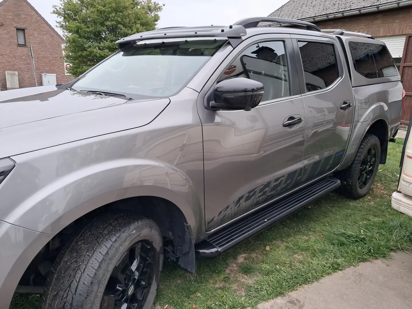 Nissan Navara Navara DC 4x4 S Gris - 1