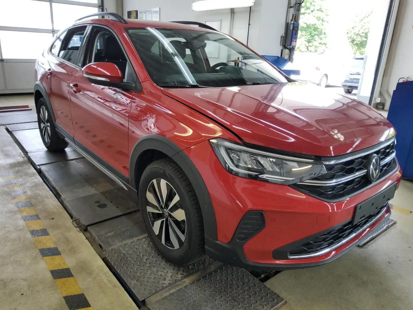 Volkswagen Taigo 1.0 TSI Move CarPlay LED DAB+ Rot - 2