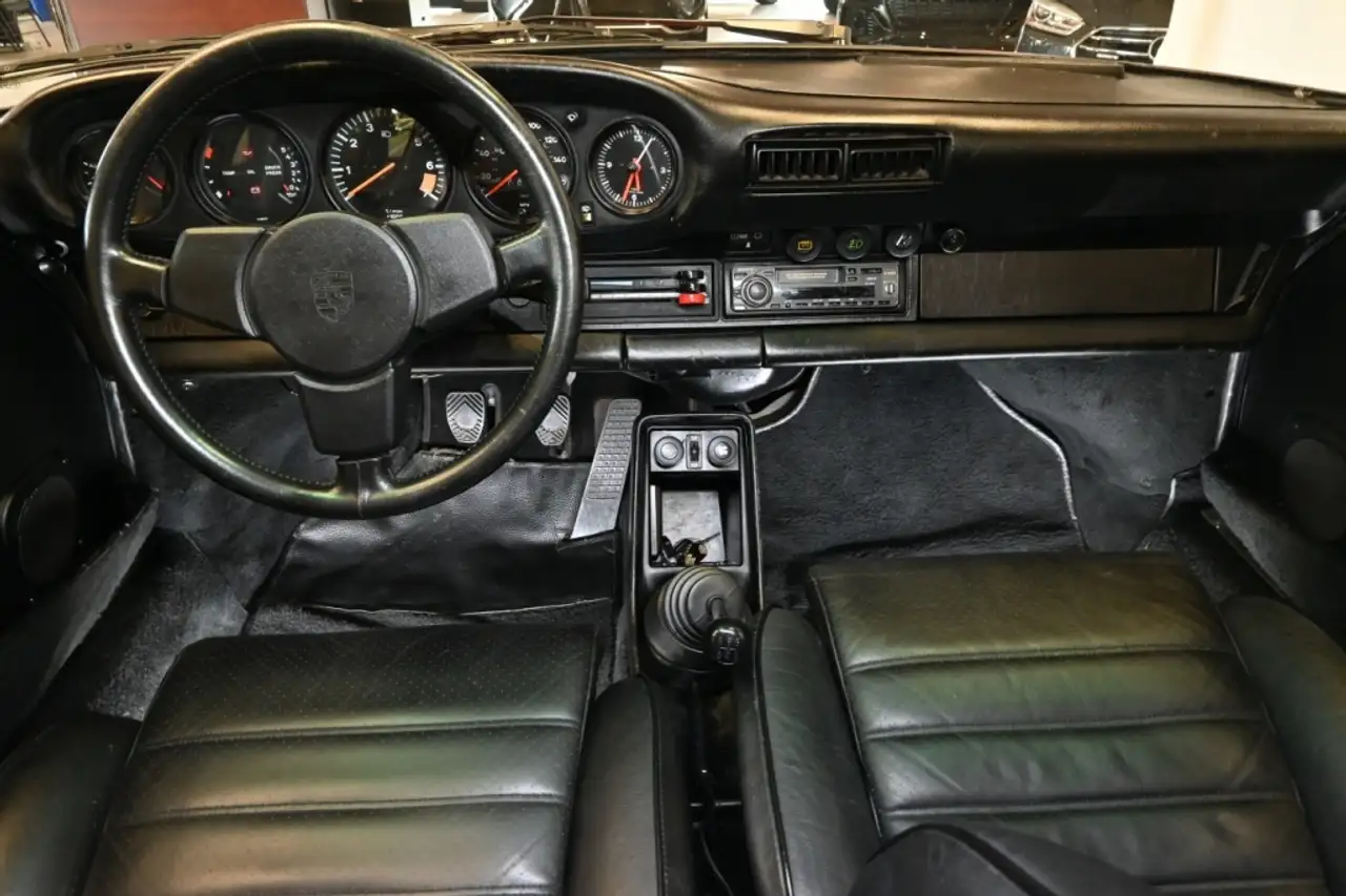 Porsche 911 снимка Porsche 911