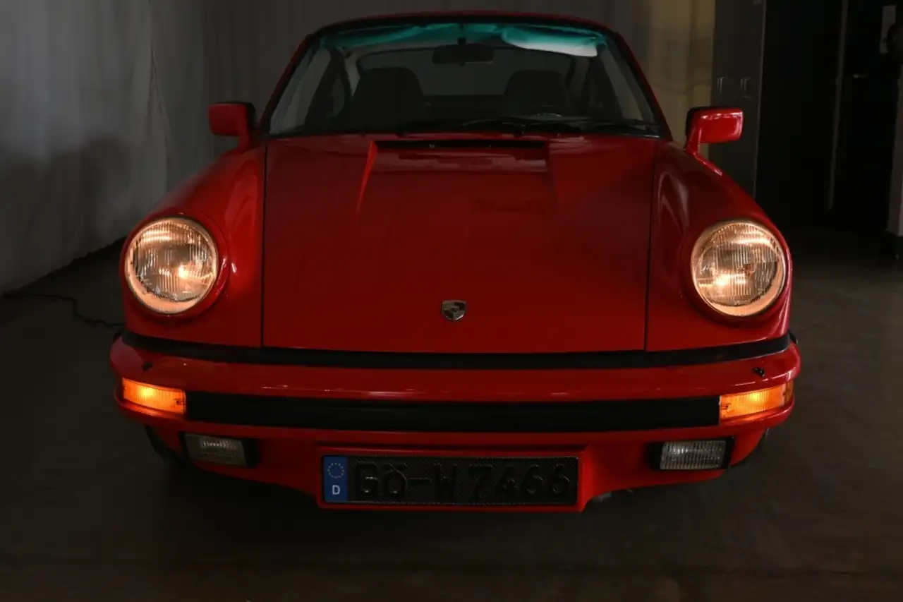 Porsche 911 снимка Porsche 911