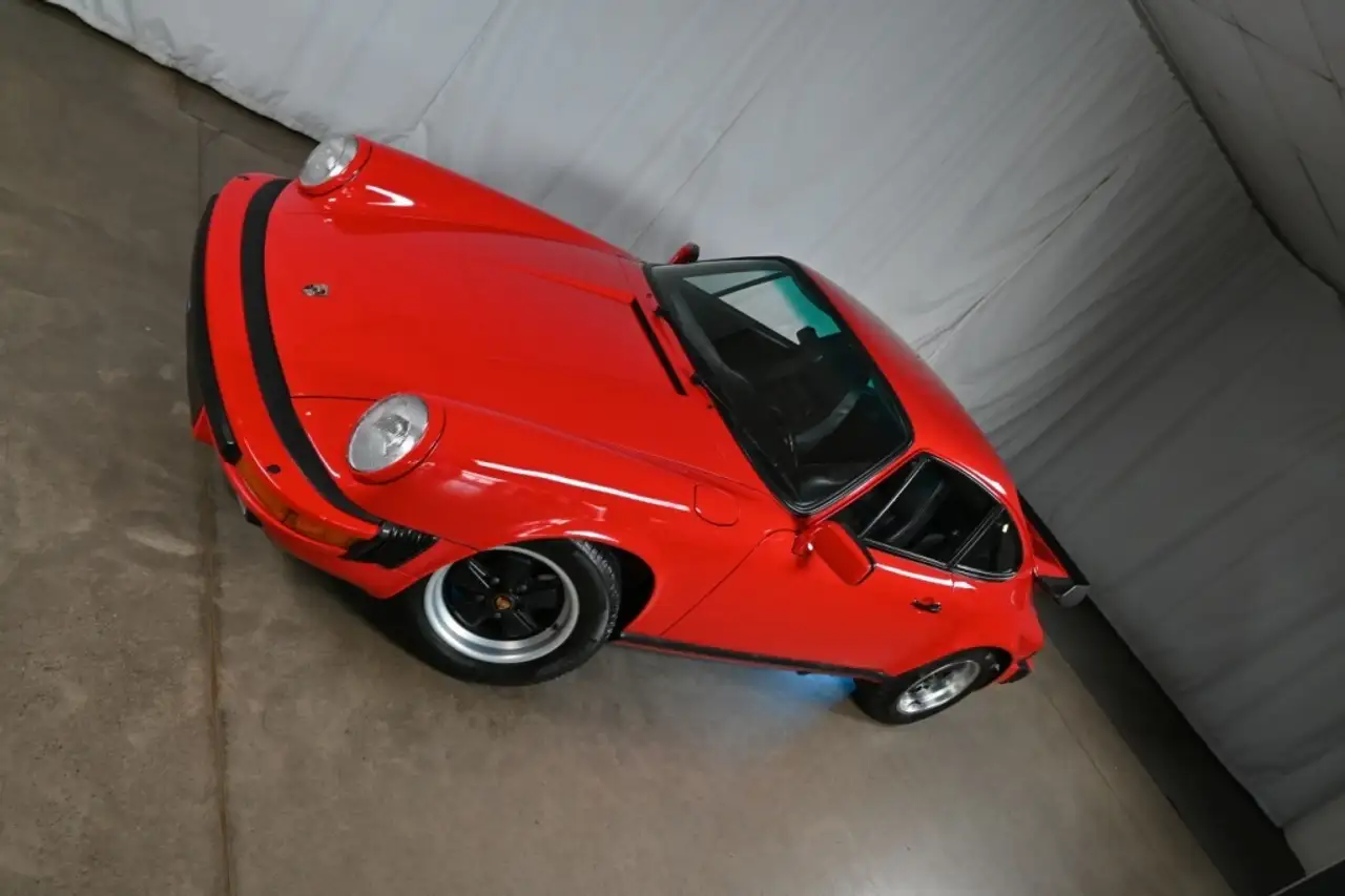 Porsche 911 снимка Porsche 911