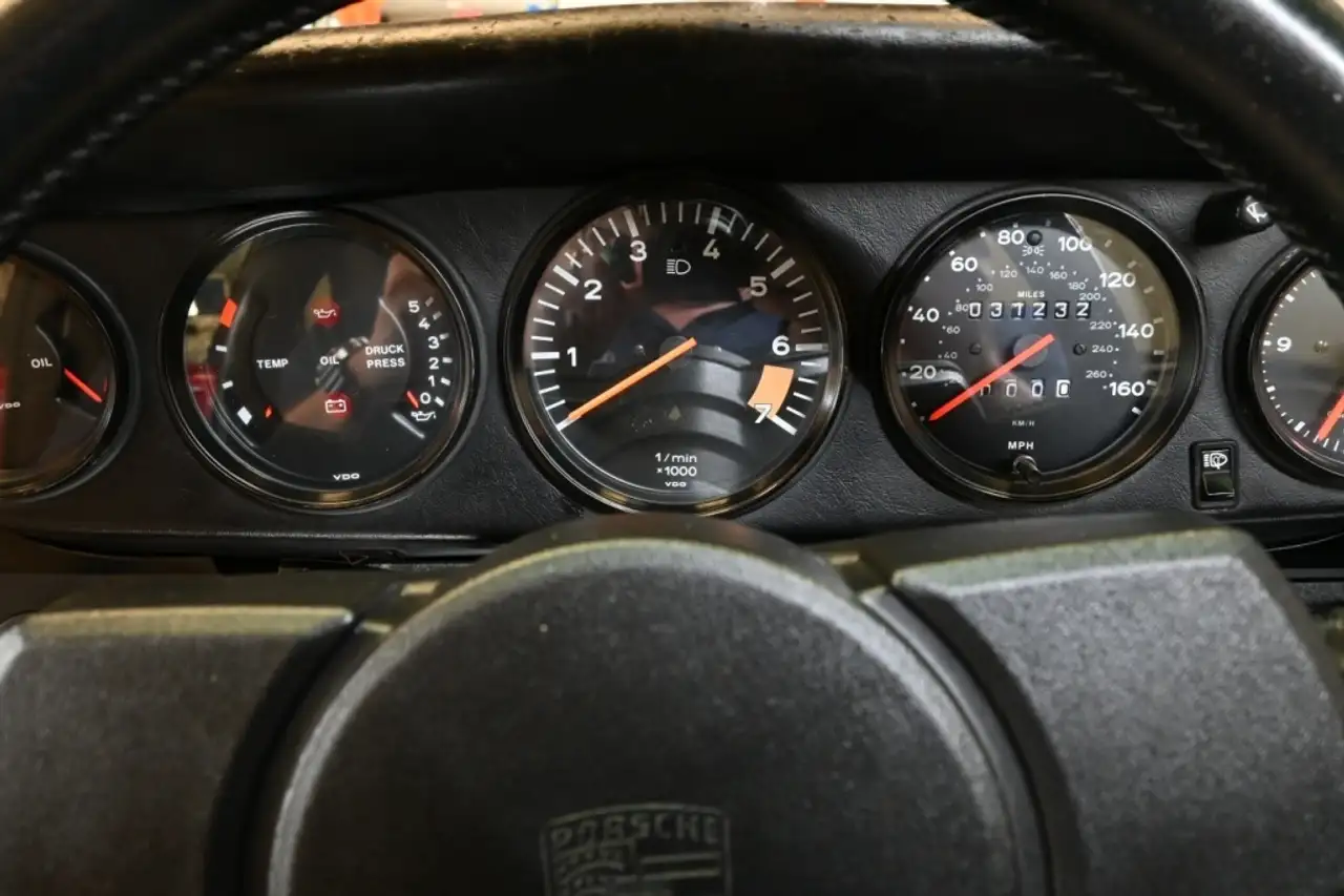 Porsche 911 снимка Porsche 911