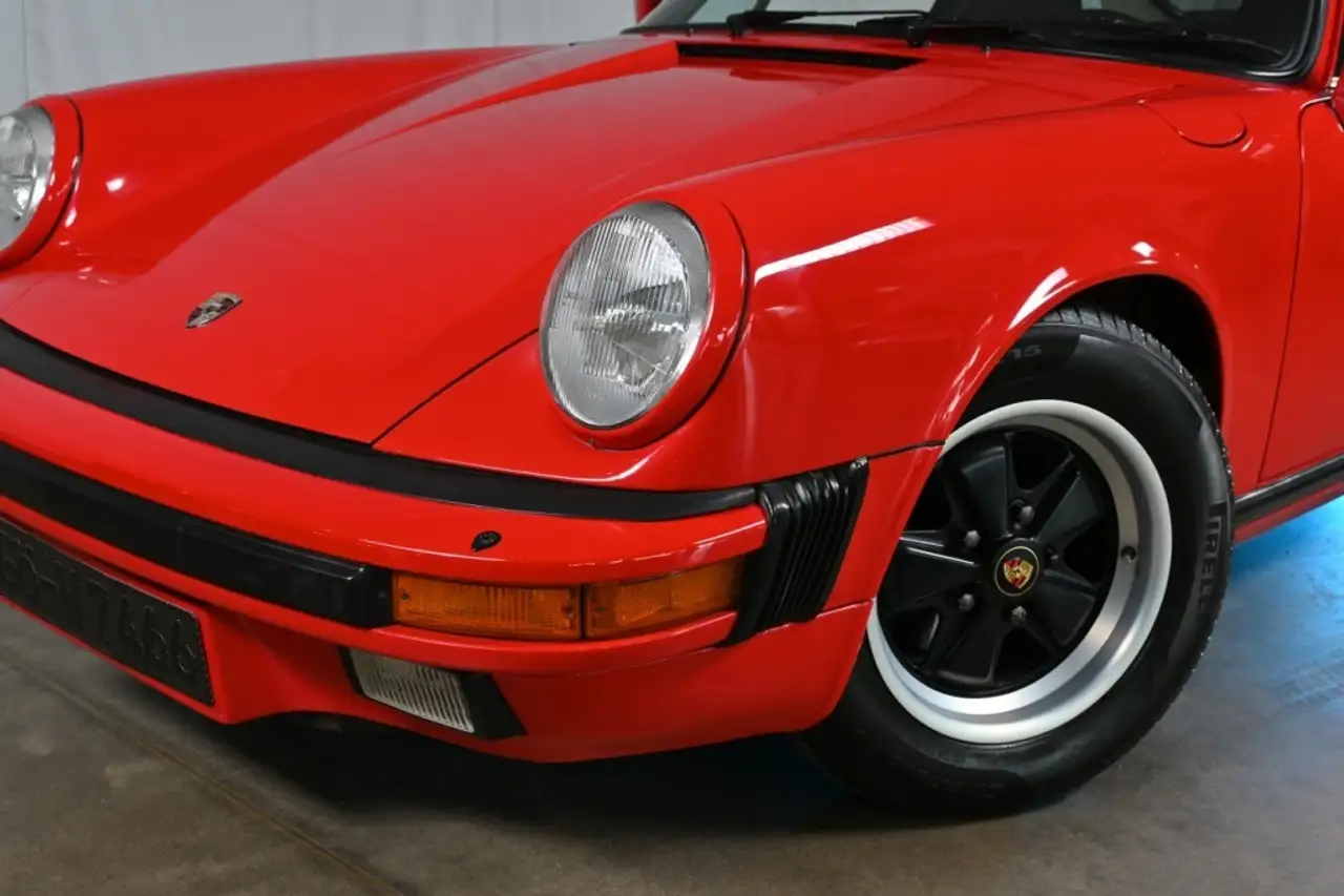 Porsche 911 снимка Porsche 911